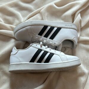 Adidas Kids Grand Court Sneakers - size 3